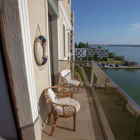 Lake View Mamaia